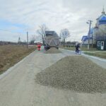 У СЕЛІ ПАСТУШЕ РЕМОНТУЮТЬ ДОРОГУ ЗА КОШТИ ДЕРЖАВНОГО БЮДЖЕТУ