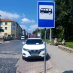 ЗАПАРКУВАЛИ АВТО У МІСЦІ, ДЕ ЗУПИНЯЄТЬСЯ ГРОМАДСЬКИЙ ТРАНСПОРТ – ОТРИМАЛИ ШТРАФ!