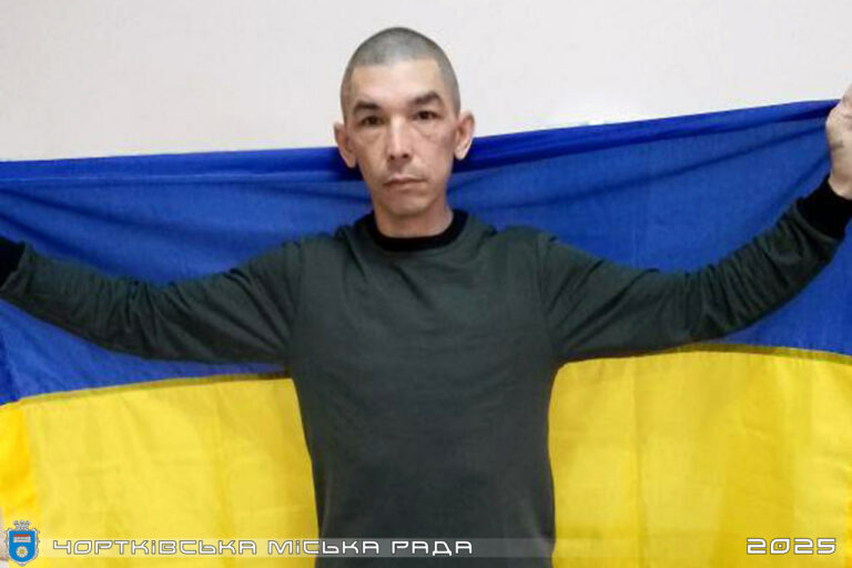 НАШ ЗАХИСНИК ПОВЕРТАЄТЬСЯ ДОДОМУ ІЗ ВОРОЖОГО ПОЛОНУ! ЗУСТРІНЬМО ЙОГО УСІЄЮ ГРОМАДОЮ!