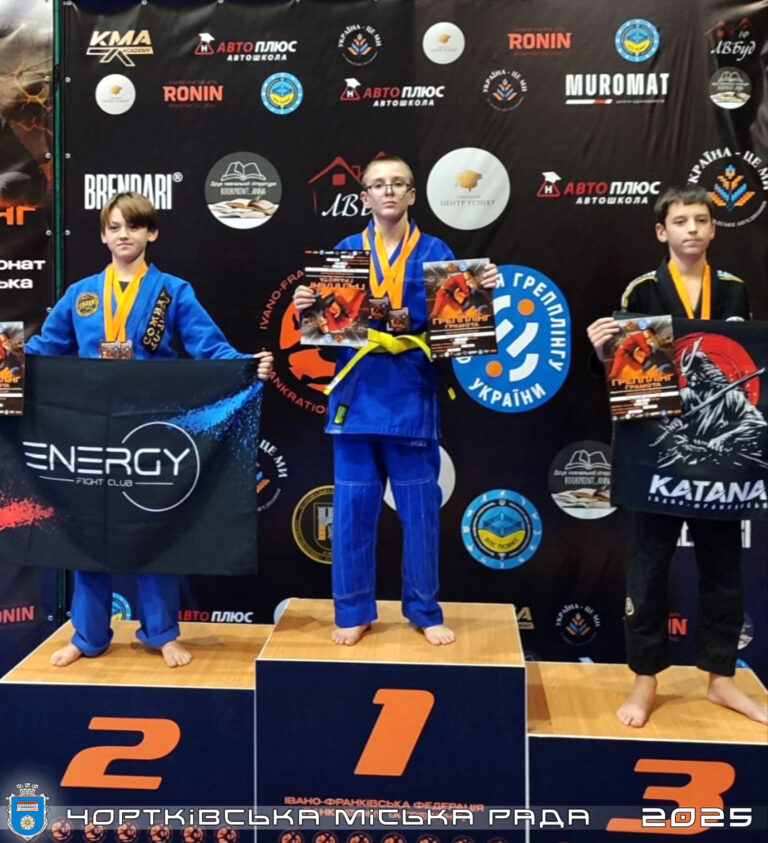 ЧОРТКІВ’ЯНИН ОЛЕКСАНДР БАЙРАК – ДВОРАЗОВИЙ ЧЕМПІОНАТ ЧЕМПІОНАТУ З ГРЕПЛІНГУ