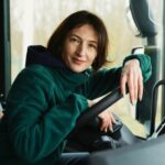 БЕЗОПЛАТНІ КУРСИ ВОДІЙОК ВАНТАЖІВОК