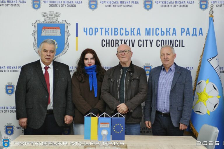 БРИТАНЕЦЬ ДЖОН ОЛВУД: «ВСІМ КАЖУ, ЩО ЧОРТКІВ – ЦЕ СЕРЦЕ УКРАЇНИ!»