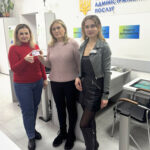 У ЦНАПІ ЧОРТКОВА ВИДАЛИ ПЕРШЕ ВОДІЙСЬКЕ ПОСВІДЧЕННЯ