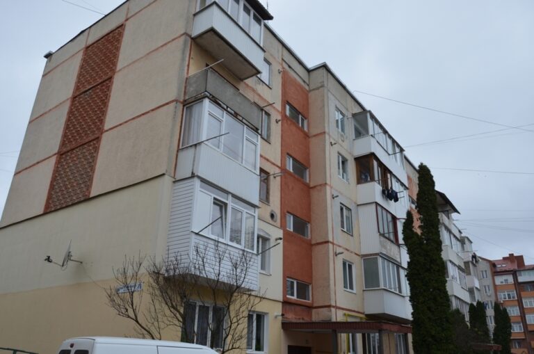 КП «ЧОРТКІВ ДІМ» ЛІКВІДУЮТЬ: ДЛЯ ЧАСТИНИ БУДИНКІВ ВЖЕ ШУКАЮТЬ НОВОГО УПРАВИТЕЛЯ