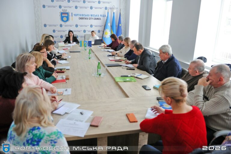 НАРАДА ОСВІТЯН: КОЛИ У ЧОРТКІВСЬКІЙ ГРОМАДІ РОЗПОЧНЕТЬСЯ ДРУГИЙ НАВЧАЛЬНИЙ СЕМЕСТР ТА ЧИМАЛО ІНШИХ ПИТАНЬ