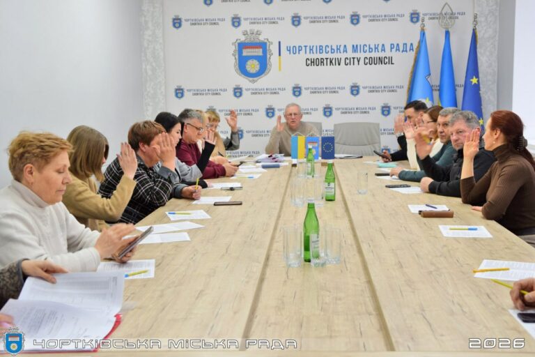 ДЕПУТАТИ МІСЬКОЇ РАДИ ЗВЕРНУЛИСЬ ДО КАБІНЕТУ МІНІСТРІВ ЩОДО ПІДВИЩЕННЯ ОПЛАТИ ПРАЦІ ОСВІТЯН