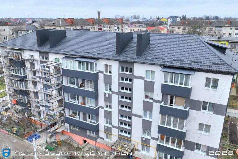 СТВОРЮЙТЕ ОСББ ТА ПЕРЕТВОРЮЙТЕ СВОЮ СТАРУ БАГАТОПОВЕРХІВКУ НА ЕНЕРГОЕФЕКТИВНУ НОВОБУДОВУ!