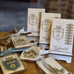 У ЧОРТКІВСЬКОМУ ТУРИСТИЧНО-ІНФОРМАЦІЙНОМУ ЦЕНТРІ З’ЯВИЛИСЬ НОВІ ВИДИ СУВЕНІРНОЇ ПРОДУКЦІЇ