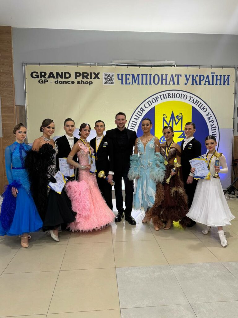 ЧОРТКІВСЬКІ ТАНЦЮРИСТИ – ЧЕМПІОНИ УКРАЇНИ 2026!