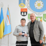 У ЦНАПІ ЧОРТКОВА ВРУЧИЛИ ЧЕРГОВІ ПАСПОРТИ 14-РІЧНИМ МЕШКАНЦЯМ ГРОМАДИ