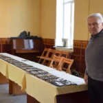 ПРИСТРАСТЬ ДОВЖИНОЮ У ЖИТТЯ. БОГДАН ГЛАДІЙ – ВЛАСНИК УНІКАЛЬНОЇ КОЛЕКЦІЇ ЗНАЧКІВ НА ТЕМУ ТАРАСА ШЕВЧЕНКА