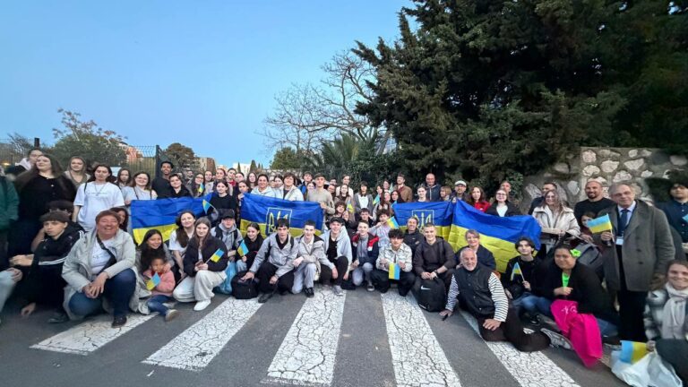 ЧОРТКІВСЬКІ ШКОЛЯРІ ВІДВІДАЛИ НАШЕ МІСТО-ПОБРАТИМ БЕЗЬЄ (ФРАЦІЯ)