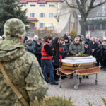 НАЗАВЖДИ ДО РІДНОГО ДОМУ ПОВЕРНУВСЯ ГЕРОЙ САПИЩУК АНДРІЙ ІЗ СЕЛА РОСОХАЧ