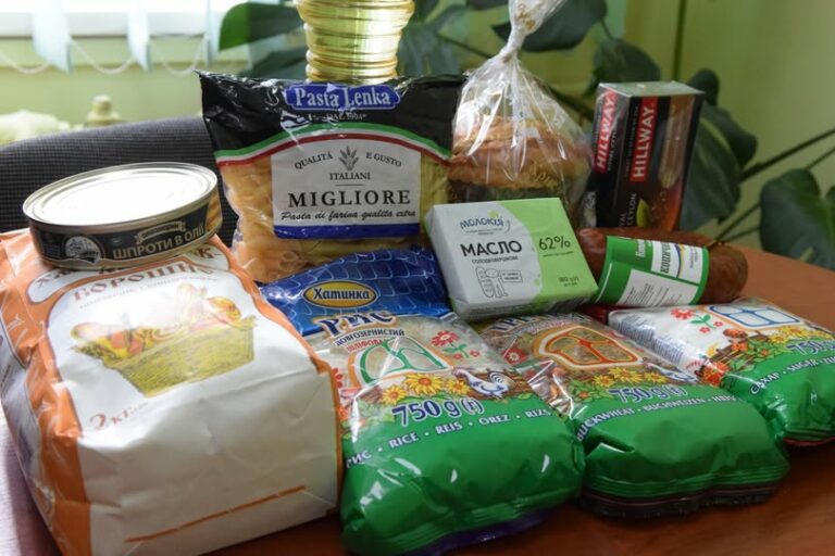 РОДИНИ БЕЗВІСТИ ЗНИКЛИХ ТА ЛЮДИ З ІНВАЛІДНІСТЮ ВНАСЛІДОК ВІЙНИ ОТРИМАЮТЬ ПРОДУКТОВІ НАБОРИ