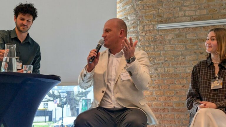 МІСЬКИЙ ГОЛОВА ВОЛОДИМИР ШМАТЬКО У СКЛАДІ УКРАЇНСЬКОЇ ДЕЛЕГАЦІЇ ПРАЦЮВАВ У НІДЕРЛАНДАХ