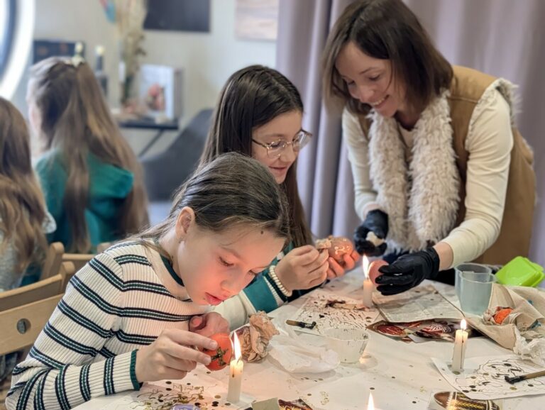 МАЙЖЕ 600 ПИСАНОК: У ЧОРТКОВІ ЗАВЕРШУЮТЬСЯ ВЕЛИКОДНІ МАЙСТЕР-КЛАСИ