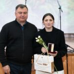 ЖИТЕЛЬЦІ ЧОРТКІВСЬКОЇ ГРОМАДИ ВАЛЕНТИНІ ДРАЧЕНКО ПРИСВОЇЛИ ЗВАННЯ «МАТИ-ГЕРОЇНЯ»