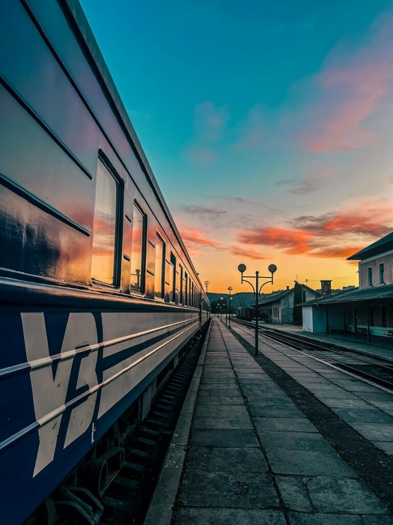 НОВОВВЕДЕННЯ УКРЗАЛІЗНИЦІ: ПАСАЖИРИ З ІНВАЛІДНІСТЮ ТЕПЕР МОЖУТЬ ОФОРМЛЮВАТИ КВИТКИ ОНЛАЙН