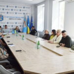 ЛІКВІДАЦІЯ НАСЛІДКІВ БУРЕВІЮ: ВИДІЛЯЄМО МАТЕРІАЛИ ДЛЯ ВІДНОВЛЕННЯ ПОШКОДЖЕНИХ БУДИНКІВ
