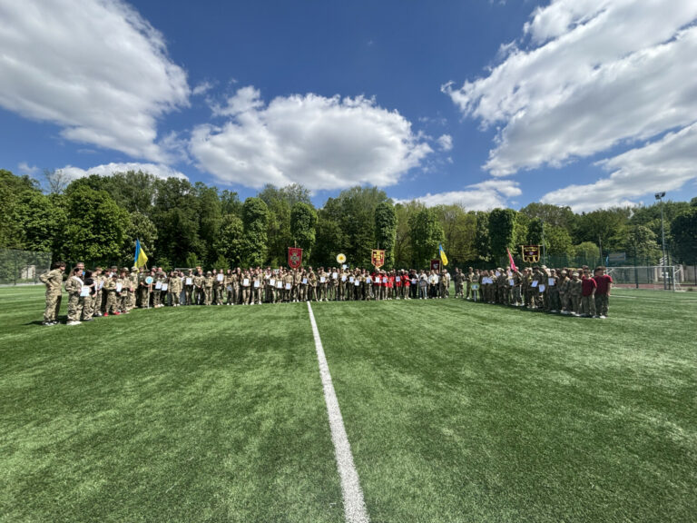 ЧОРТКІВСЬКИЙ ЛІЦЕЙ №7 ТА ЛІЦЕЙ №1 ІМ. М. ШАШКЕВИЧА – ПЕРЕМОЖЦІ МІСЬКОГО ЕТАПУ ВІЙСЬКОВО-ПАТРІОТИЧНОЇ ГРИ «СОКІЛ» («ДЖУРА»)