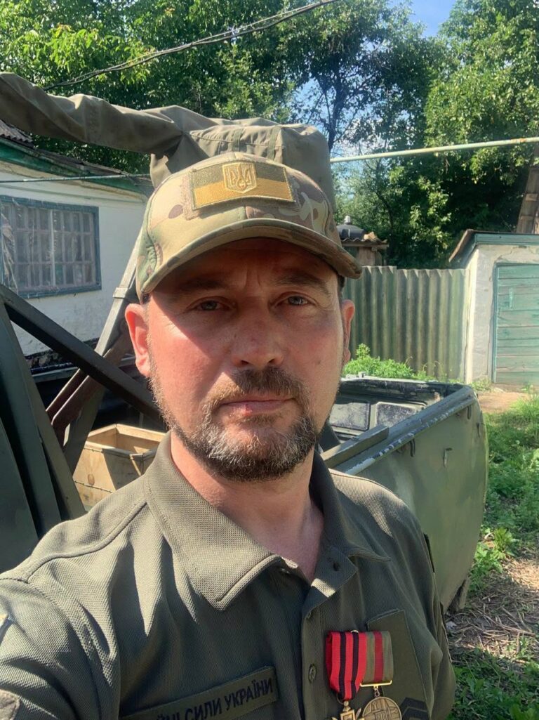 ЧОРТКІВ’ЯНИНА ВІКТОРА ГУРИНА ВІДЗНАЧЕНО ВИСОКИМИ ДЕРЖАВНИМИ НАГОРОДАМИ ЗА СЛУЖБУ В УКРАЇНСЬКОМУ ВІЙСЬКУ!