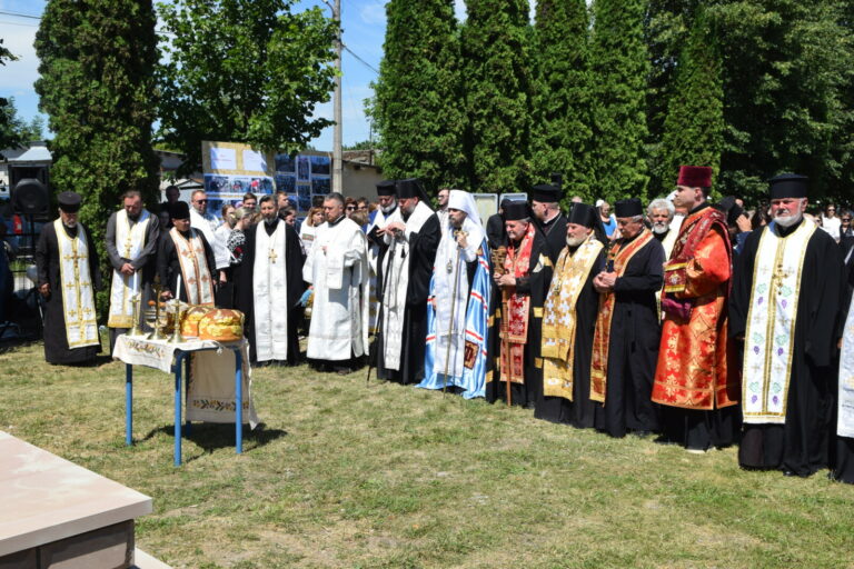 У ЧОРТКОВІ ВІДКРИЛИ ПАМ’ЯТНИК БОРЦЯМ ЗА ВОЛЮ УКРАЇНИ ТА ЖЕРТВАМ ЧОРТКІВСЬКО-ЯГІЛЬНИЦЬКОЇ ТРАГЕДІЇ