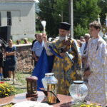 ПАМ’ЯТНІ ЗНАКИ ЗАГИБЛИХ ВОЇНІВ СЕЛА БІЛА ОСВЯТИЛИ СВЯЩЕННОСЛУЖИТЕЛІ