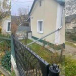 ЯКЩО ВОДОСТІЧНІ ТРУБИ ВАШОГО БУДИНКУ ВИХОДЯТЬ НА ДОРОГУ ЧИ ТРОТУАР, ПРИБЕРІТЬ ЇХ