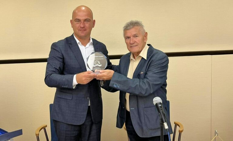 ВІТАЄМО НАШЕ МІСТО-ПОБРАТИМ АЙКУ З НАЦІОНАЛЬНИМ СВЯТОМ УГОРЩИНИ!